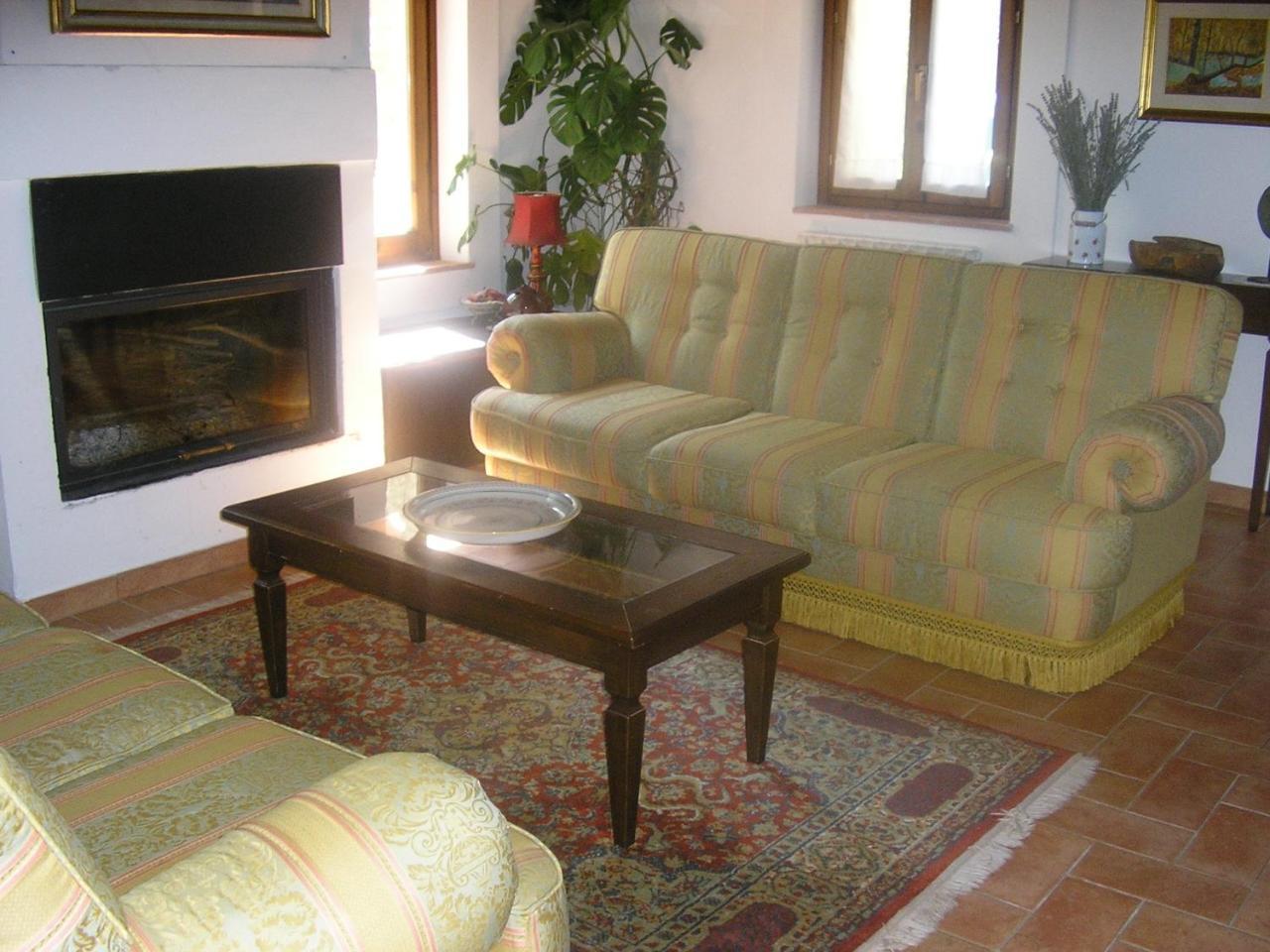 Locanda Delle Noci Перуджа Екстериор снимка